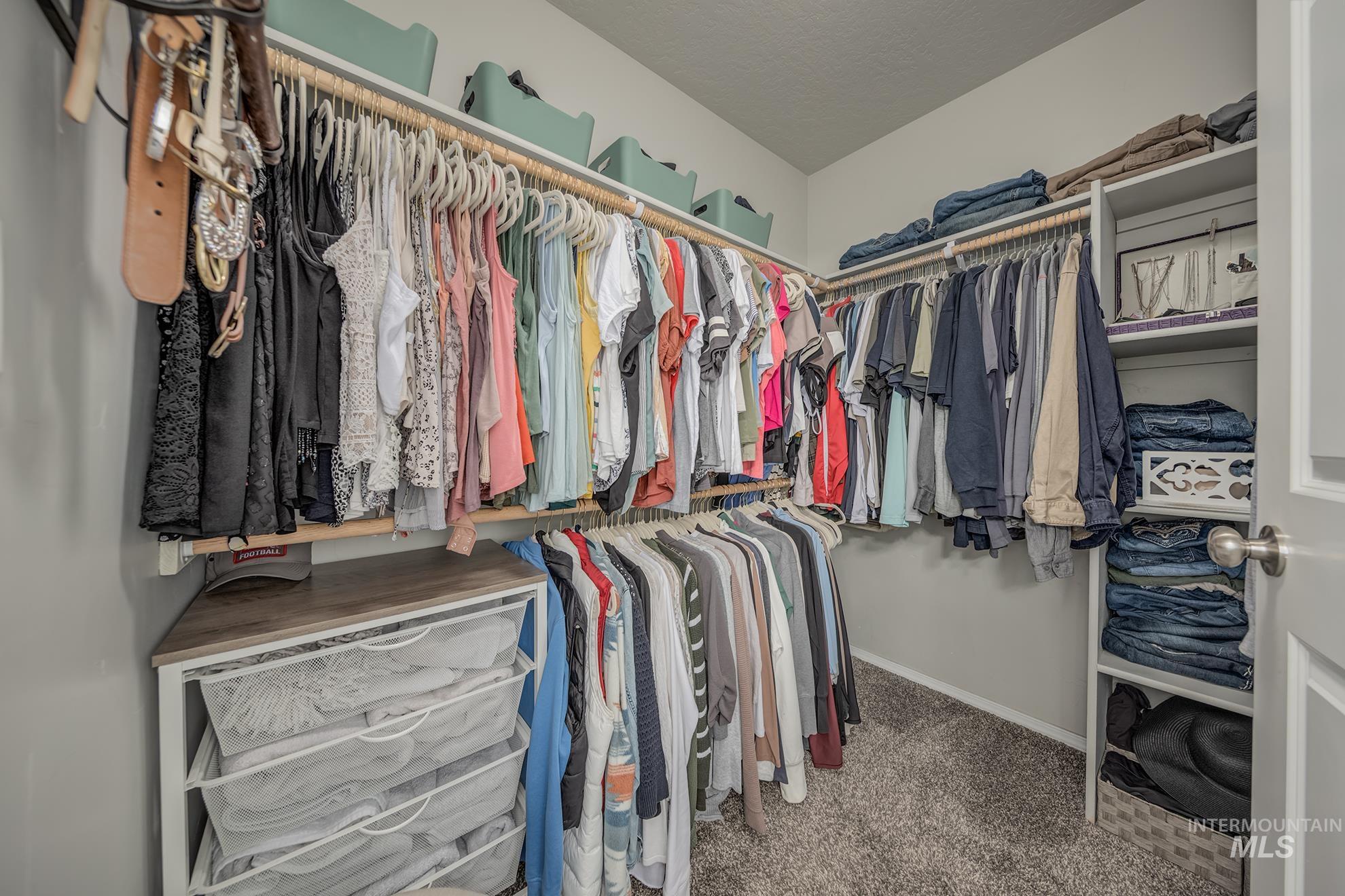1049 Price Road Weiser, ID 83672 - Photo 15 of 47 Walk in closet