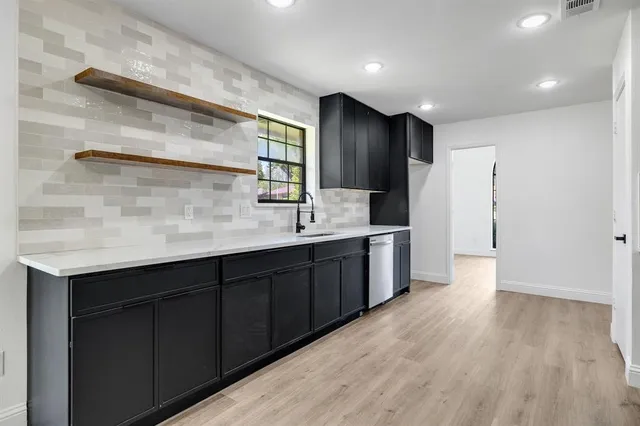 $359,900 | 1343 Marble Canyon Drive, DeSoto, TX 75115