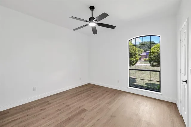 $359,900 | 1343 Marble Canyon Drive, DeSoto, TX 75115