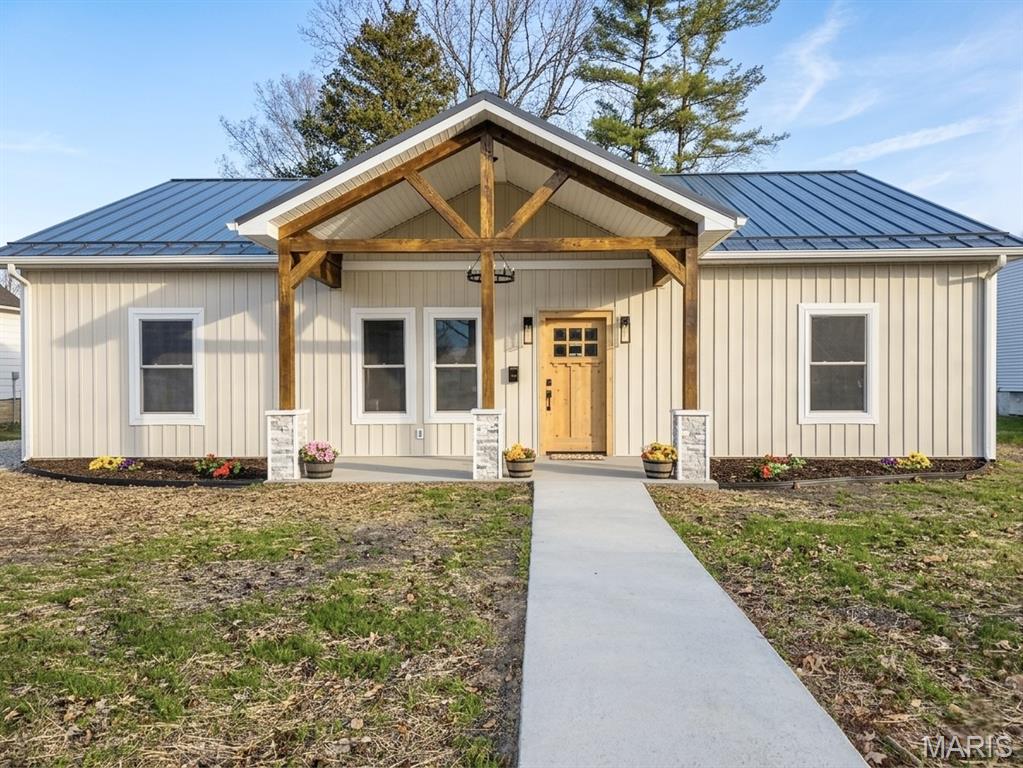 1517 North State Street Litchfield, IL 62056 - Photo 1 of 35