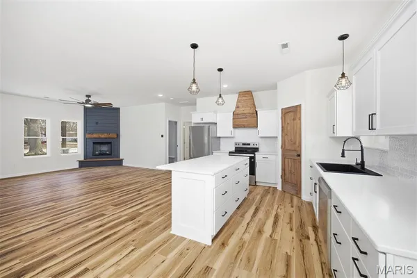 $250,000 | 1517 North State Street, Litchfield, IL 62056