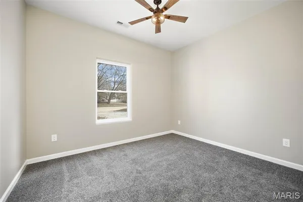 $250,000 | 1517 North State Street, Litchfield, IL 62056