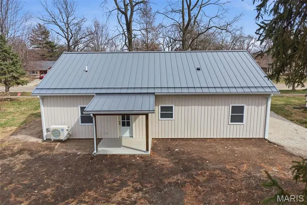 $250,000 | 1517 North State Street, Litchfield, IL 62056