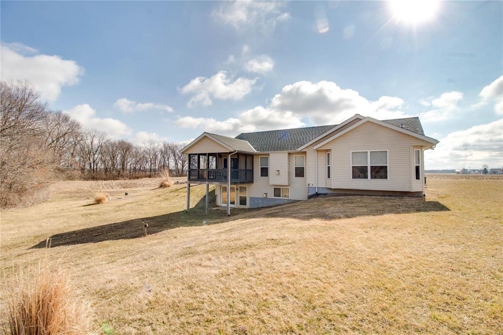32944 Delhi Road Brighton, IL 62012 - Photo 46 of 57