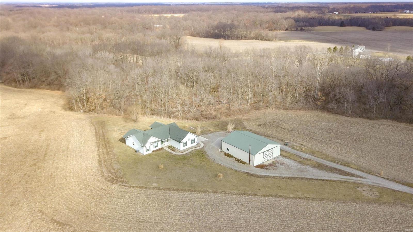 32944 Delhi Road Brighton, IL 62012 - Photo 6 of 57