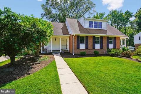 $1,350,000 | 1003 Dewolfe Drive, Alexandria, VA 22308