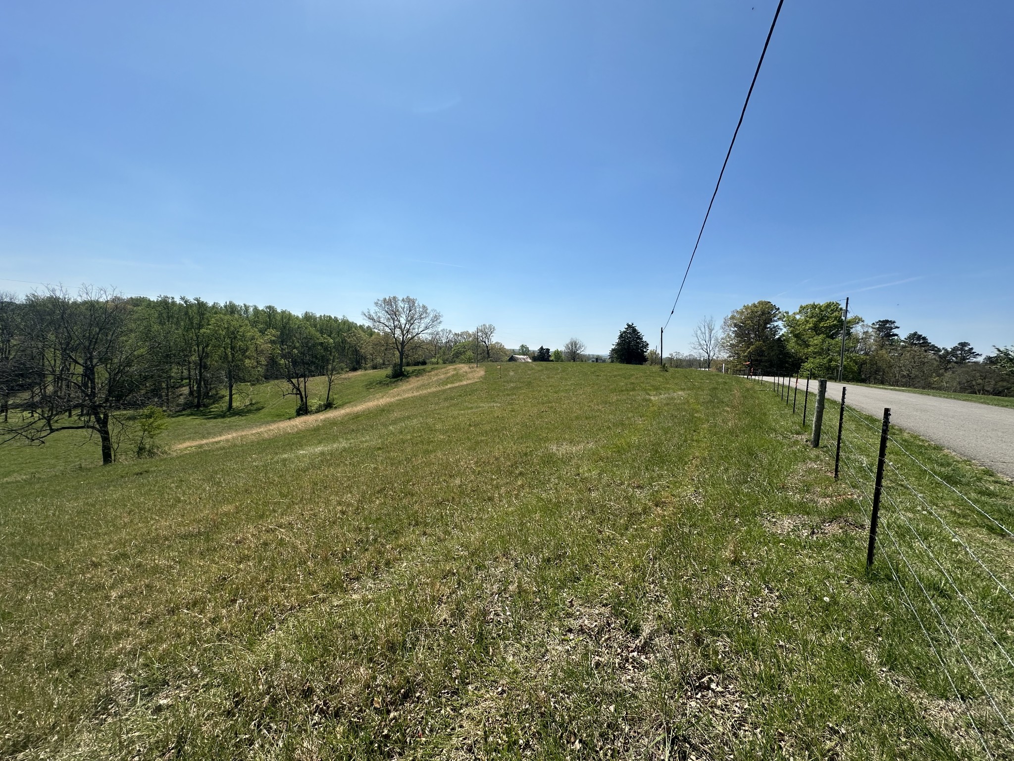 515 Jericho Road Quebeck, TN 38579 - Photo 20 of 21 a view of a field with an ocean