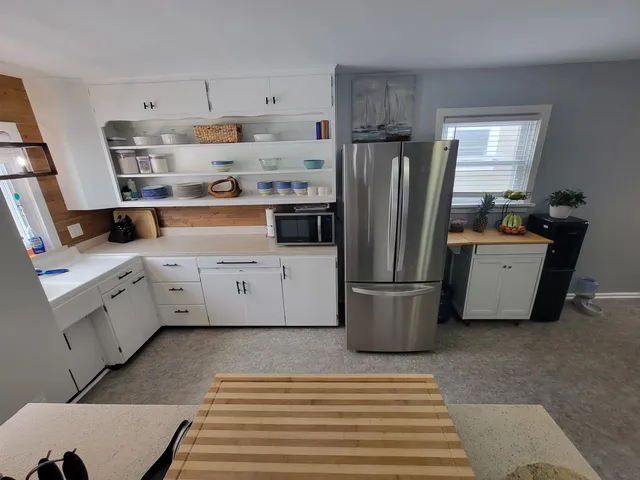 $210,000 | 115 Mc Kee Street, Manistee, MI 49660