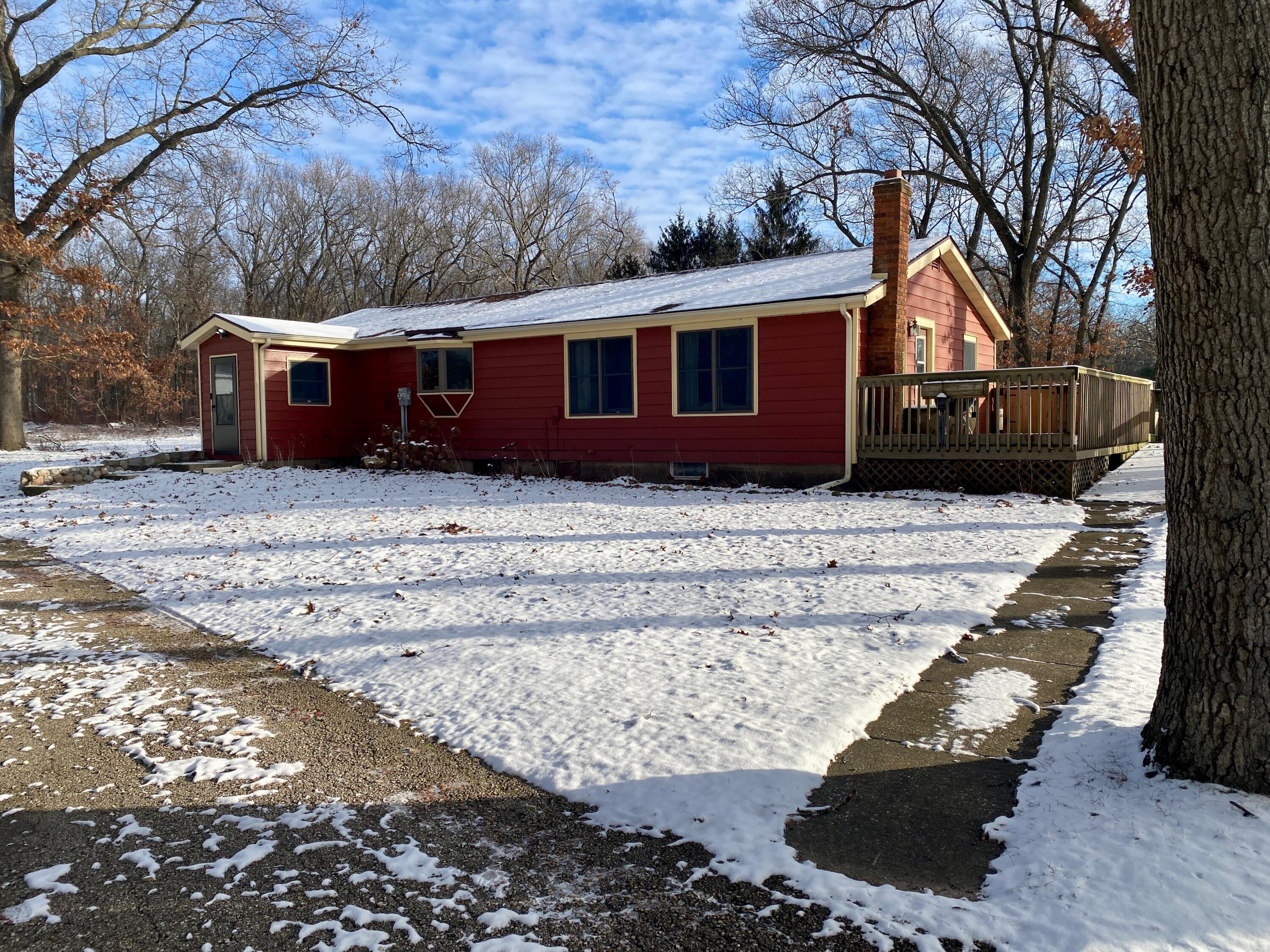 41270 80th Avenue Decatur, MI 49045 - Photo 1 of 24 IMG_9207