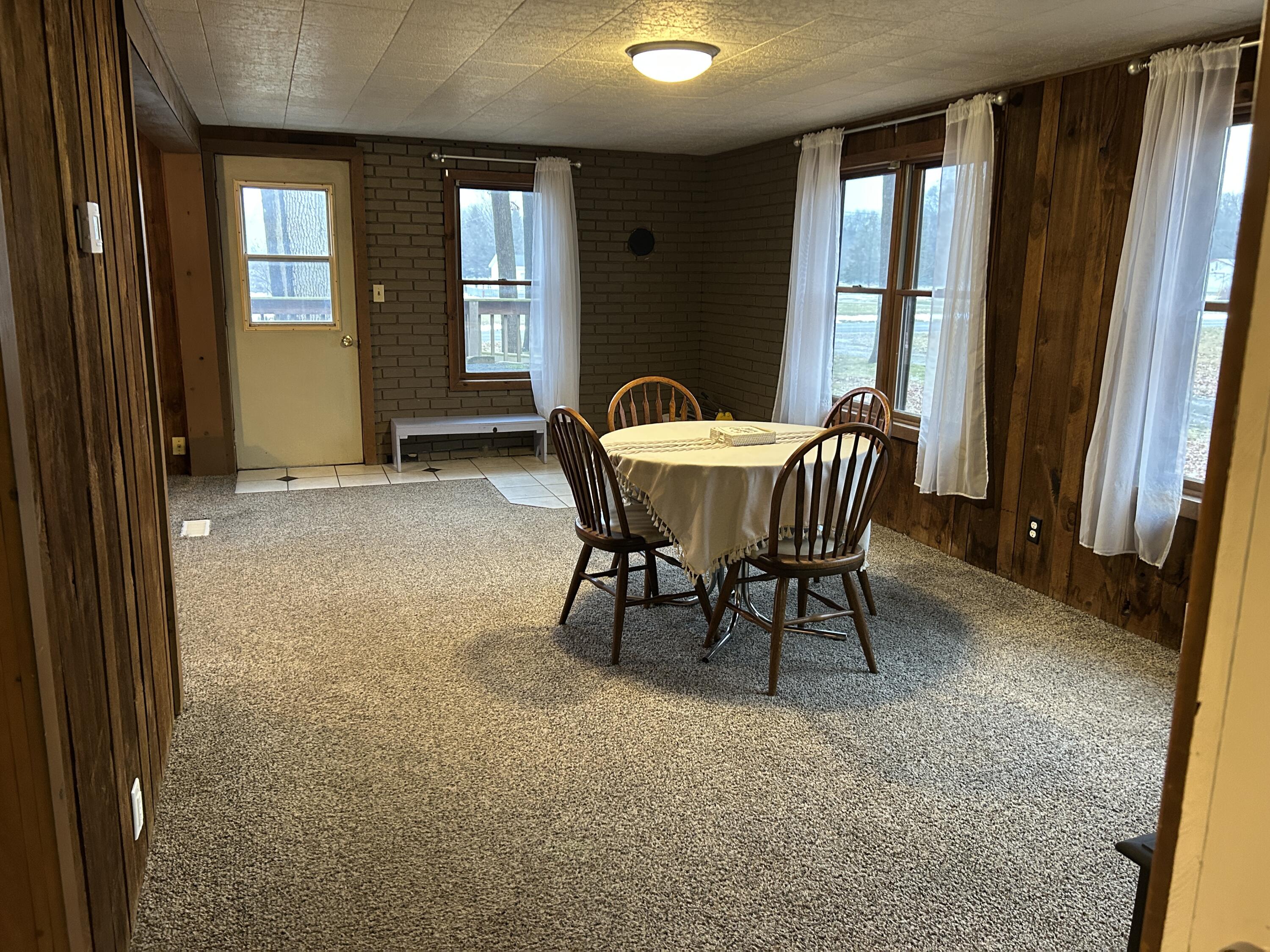 41270 80th Avenue Decatur, MI 49045 - Photo 17 of 24 IMG_3487