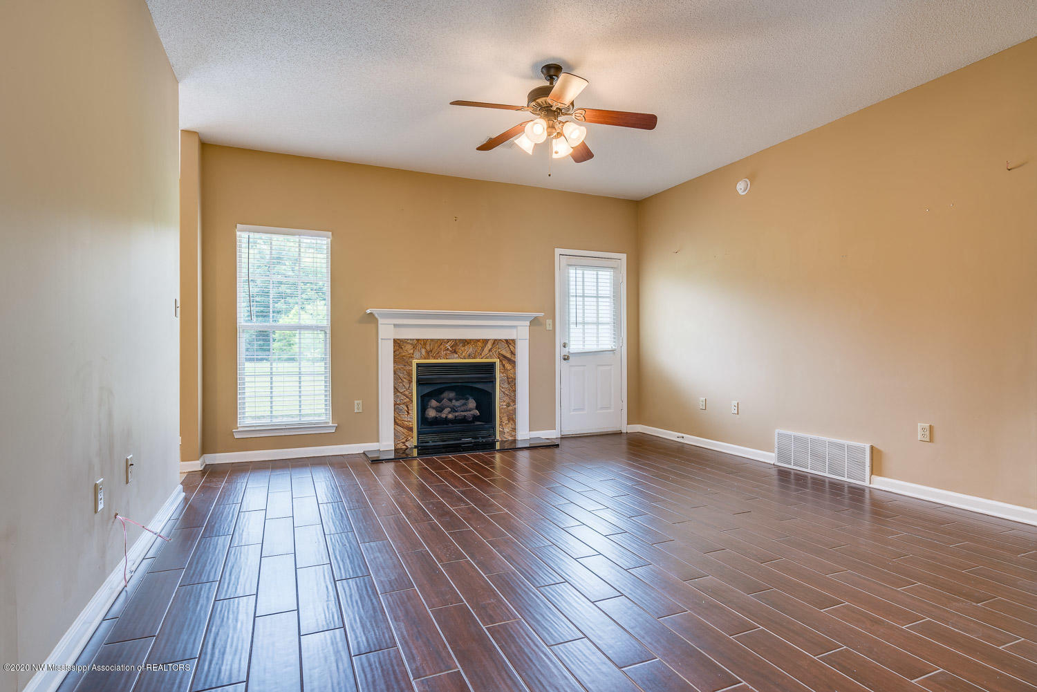 68 Roper Cove Byhalia, MS 38611 - Photo 11 of 22 68-Roper-Cove-snapsold-screen-203017-22