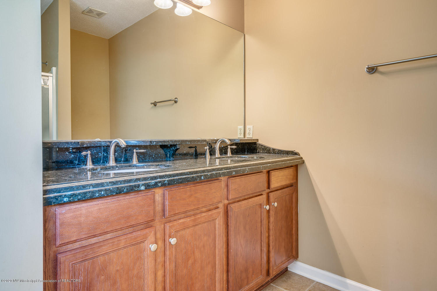 68 Roper Cove Byhalia, MS 38611 - Photo 17 of 22 68-Roper-Cove-snapsold-screen-203017-20