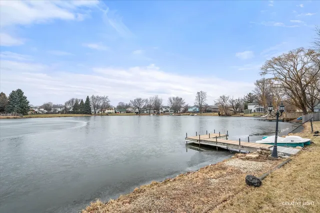 $370,000 | 1119 Cathy Drive, Joliet, IL 60431