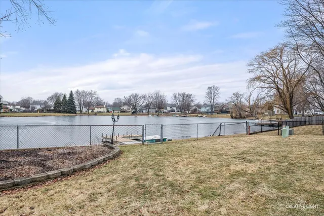 $370,000 | 1119 Cathy Drive, Joliet, IL 60431