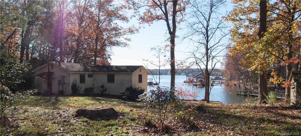 8216 Mallard Road Denver, NC 28037 - Photo 2 of 7 Gallery Image 2
