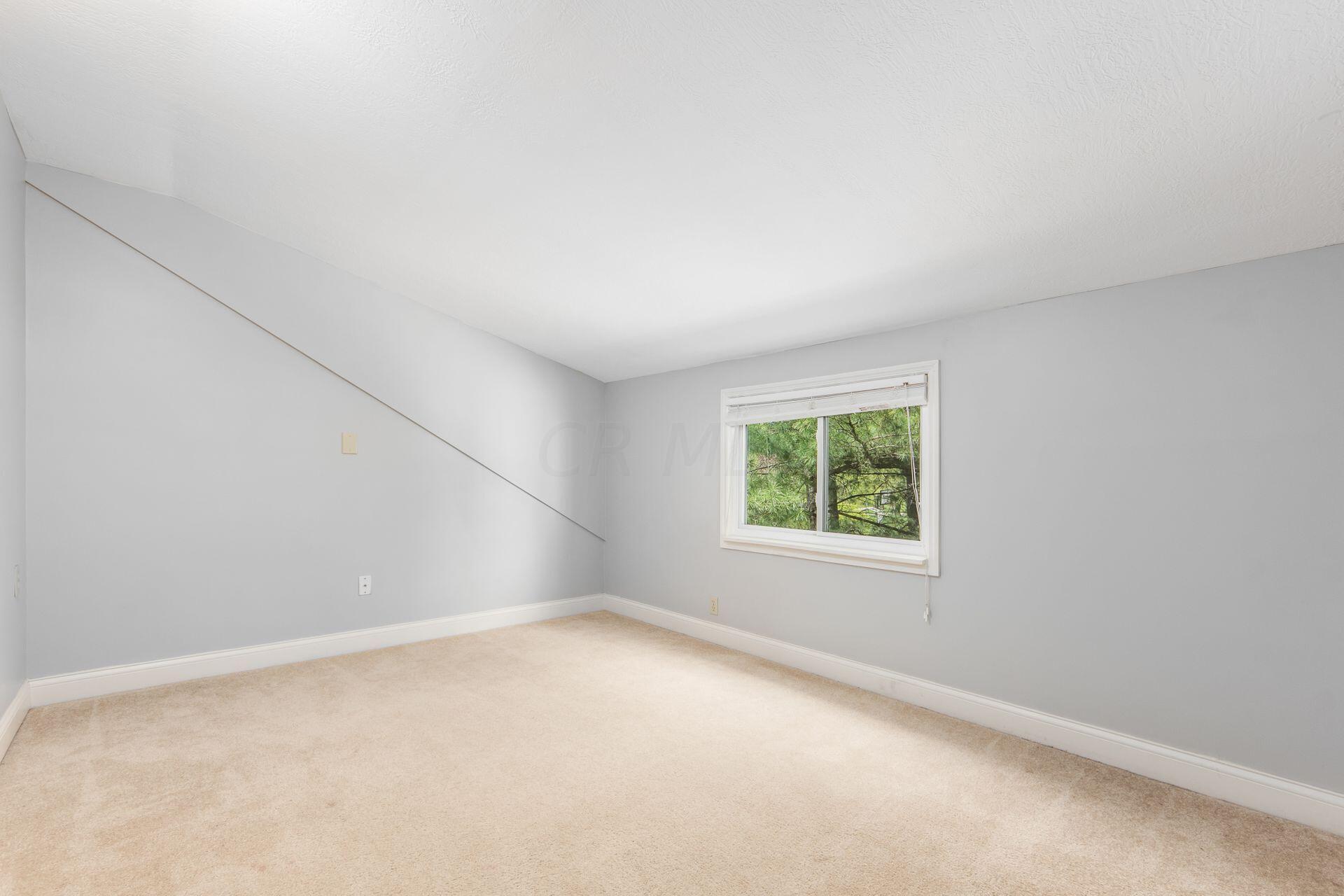 3480 Rome Corners Road Galena, OH 43021 - Photo 24 of 39 Bonus Room
