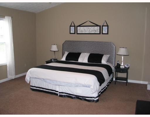 130 Cedar Ridge Drive Monaca, PA 15061 - Photo 6 of 11 Master Bedroom.