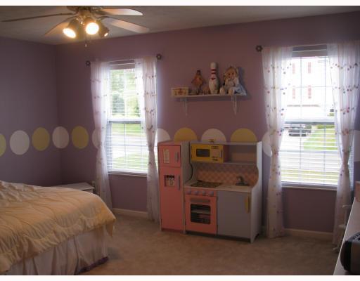 130 Cedar Ridge Drive Monaca, PA 15061 - Photo 7 of 11 Other.