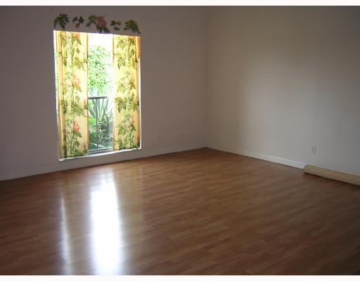 700 Lago Road, Unit D4 Delray Beach, FL 33445 - Photo 3 of 10 Additional Photo