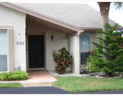 700 Lago Road, Unit D4 Delray Beach, FL 33445 - Photo 10 of 10 Additional Photo