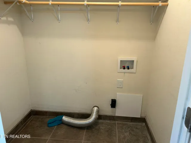 $675,000 | 130 Mena Lane, Crossville, TN 38572