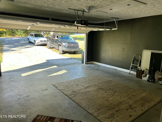 $675,000 | 130 Mena Lane, Crossville, TN 38572