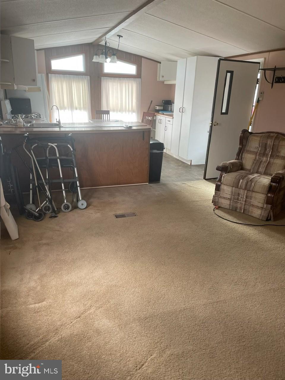 13 Earl Lane Lititz, PA 17543 - Photo 6 of 8