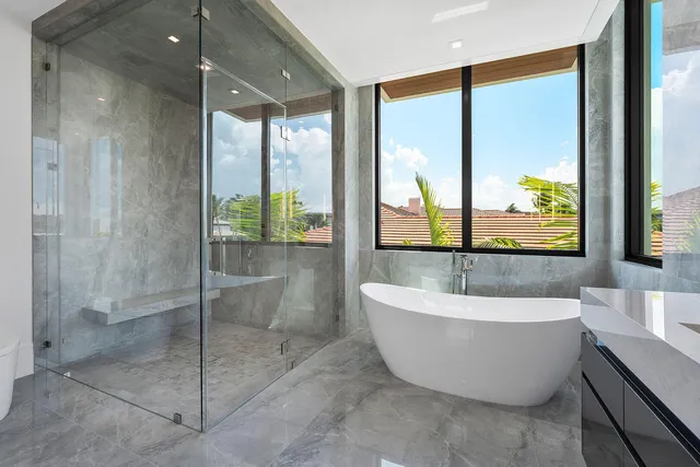 $23,000,000 | 169 Coconut Palm Road, Boca Raton, FL 33432