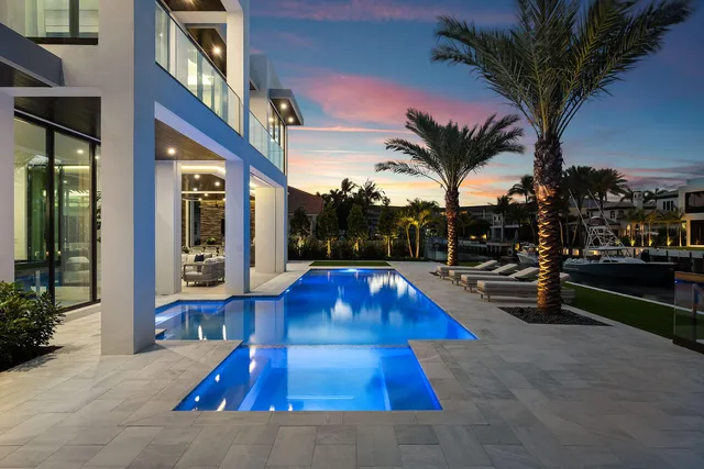 $23,000,000 | 169 Coconut Palm Road, Boca Raton, FL 33432