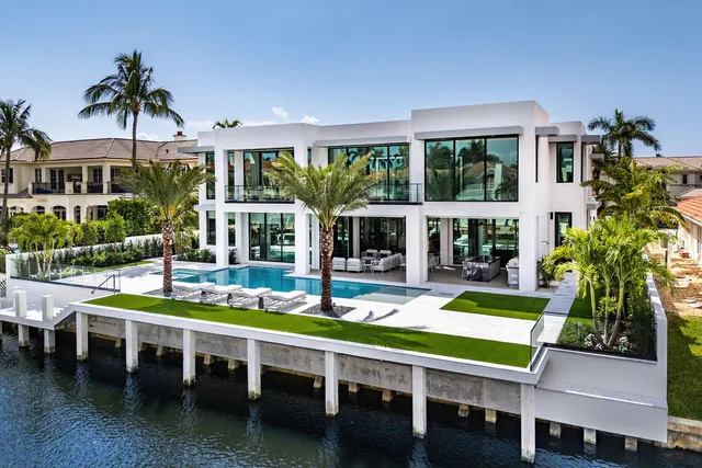 $23,000,000 | 169 Coconut Palm Road, Boca Raton, FL 33432