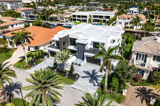 $23,000,000 | 169 Coconut Palm Road, Boca Raton, FL 33432
