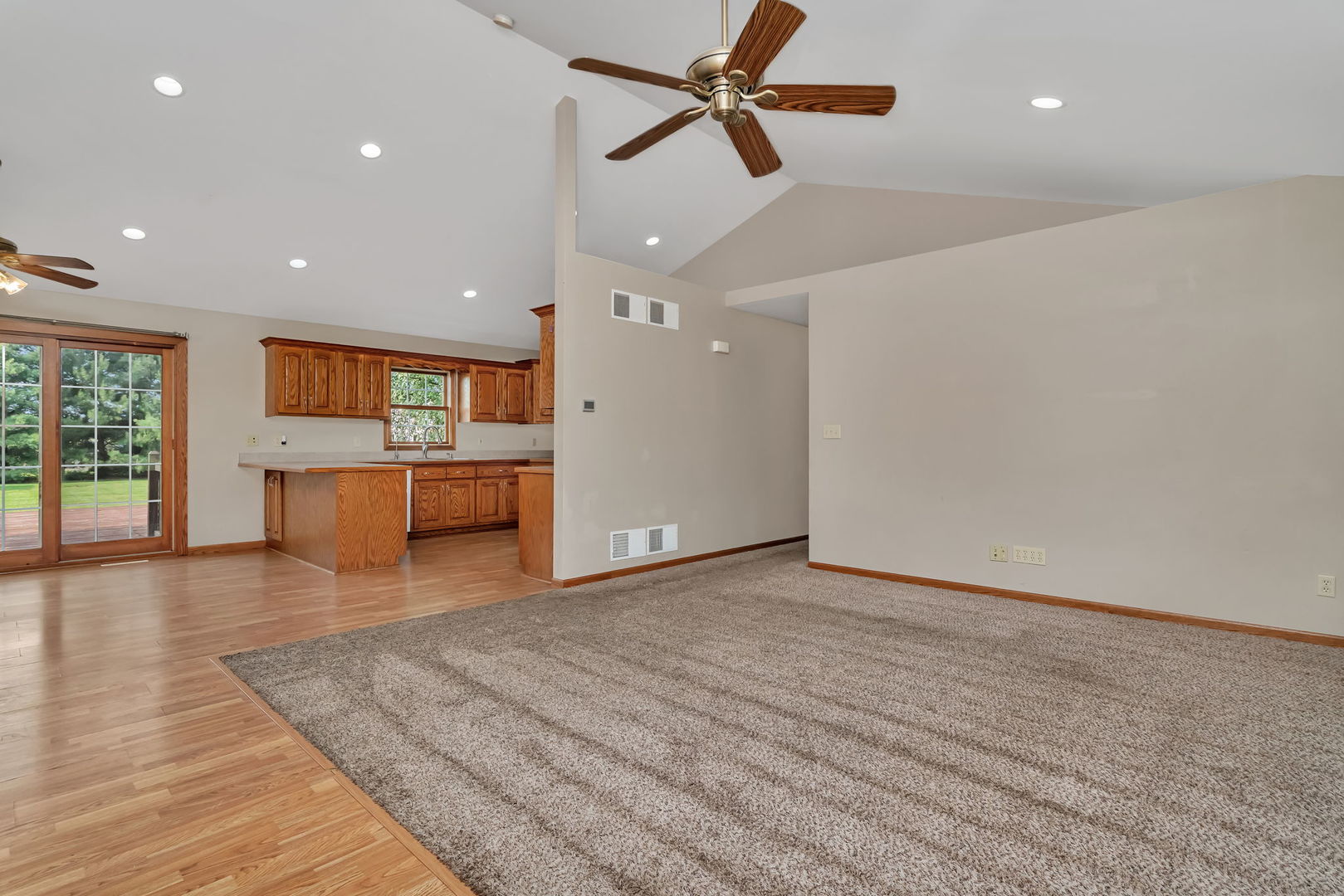 675 East Southmor Road Morris, IL 60450 - Photo 6 of 42 Gallery Image 6