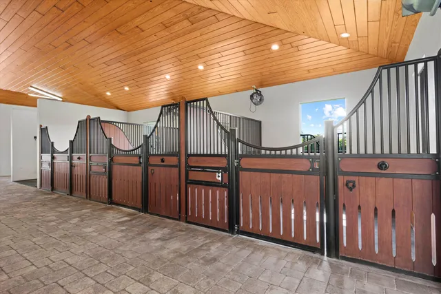 $8,690,000 | 15590 Sea Mist Lane, Wellington, FL 33414