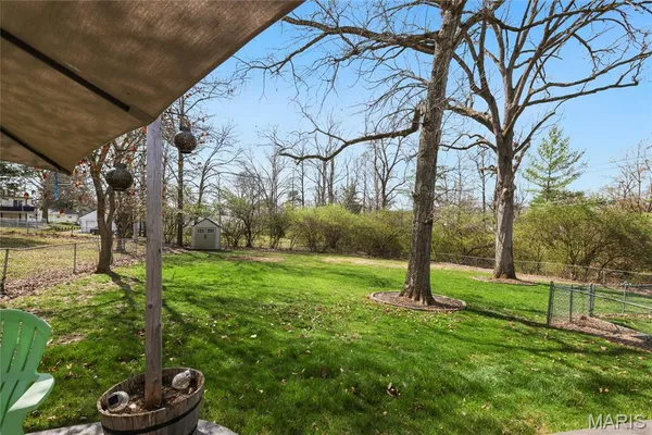 $460,000 | 202 Morewood Drive, Manchester, MO 63011