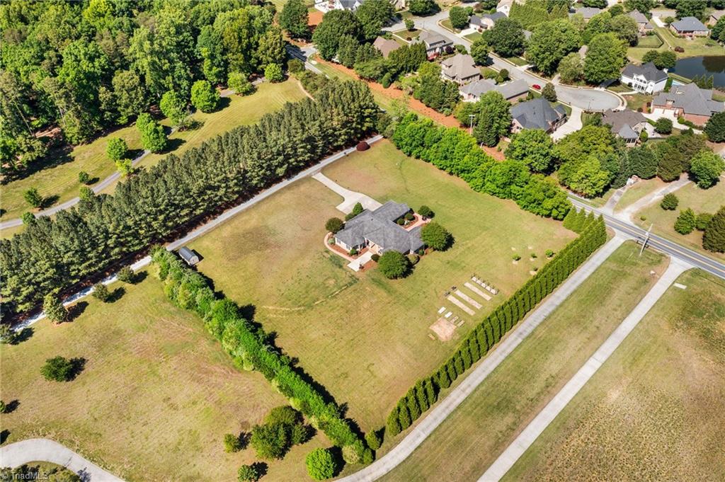 4447 Kendale Road High Point, NC 27265 - Photo 44 of 50 Gallery Image 44