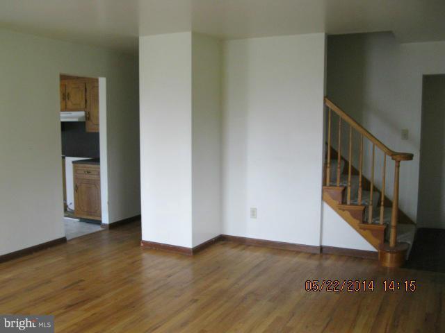 4933 Old Bartholows Road Mount Airy, MD 21771 - Photo 3 of 12 Living Room