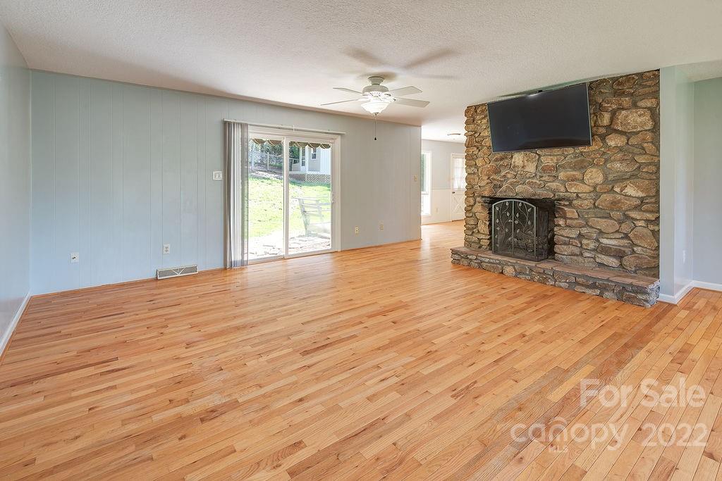 55 Vehorn Road Fairview, NC 28730 - Photo 8 of 48 Gallery Image 8