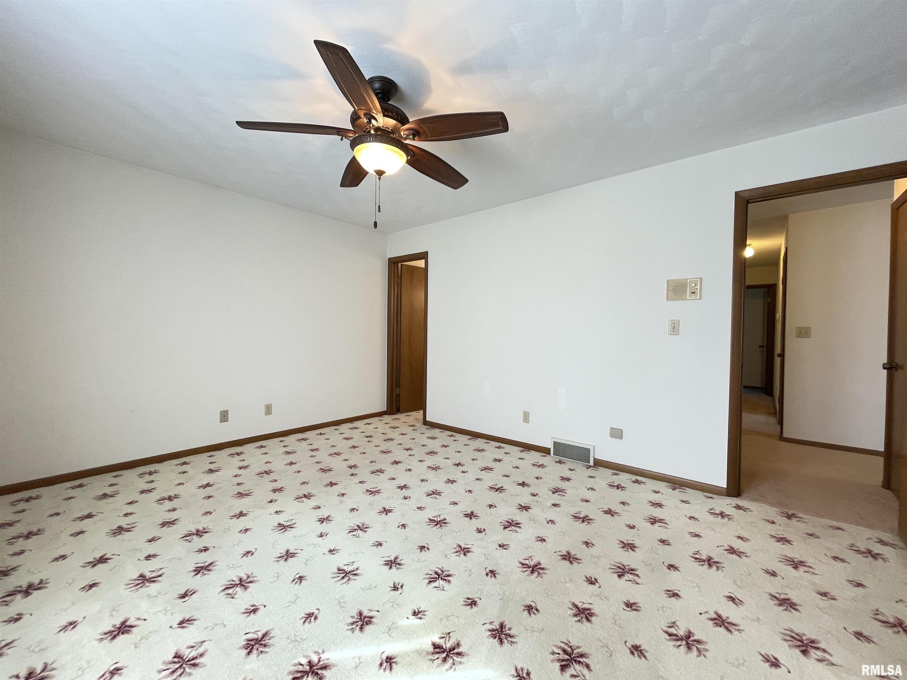 102 1st Street Alpha, IL 61413 - Photo 28 of 50 Gallery Image 28
