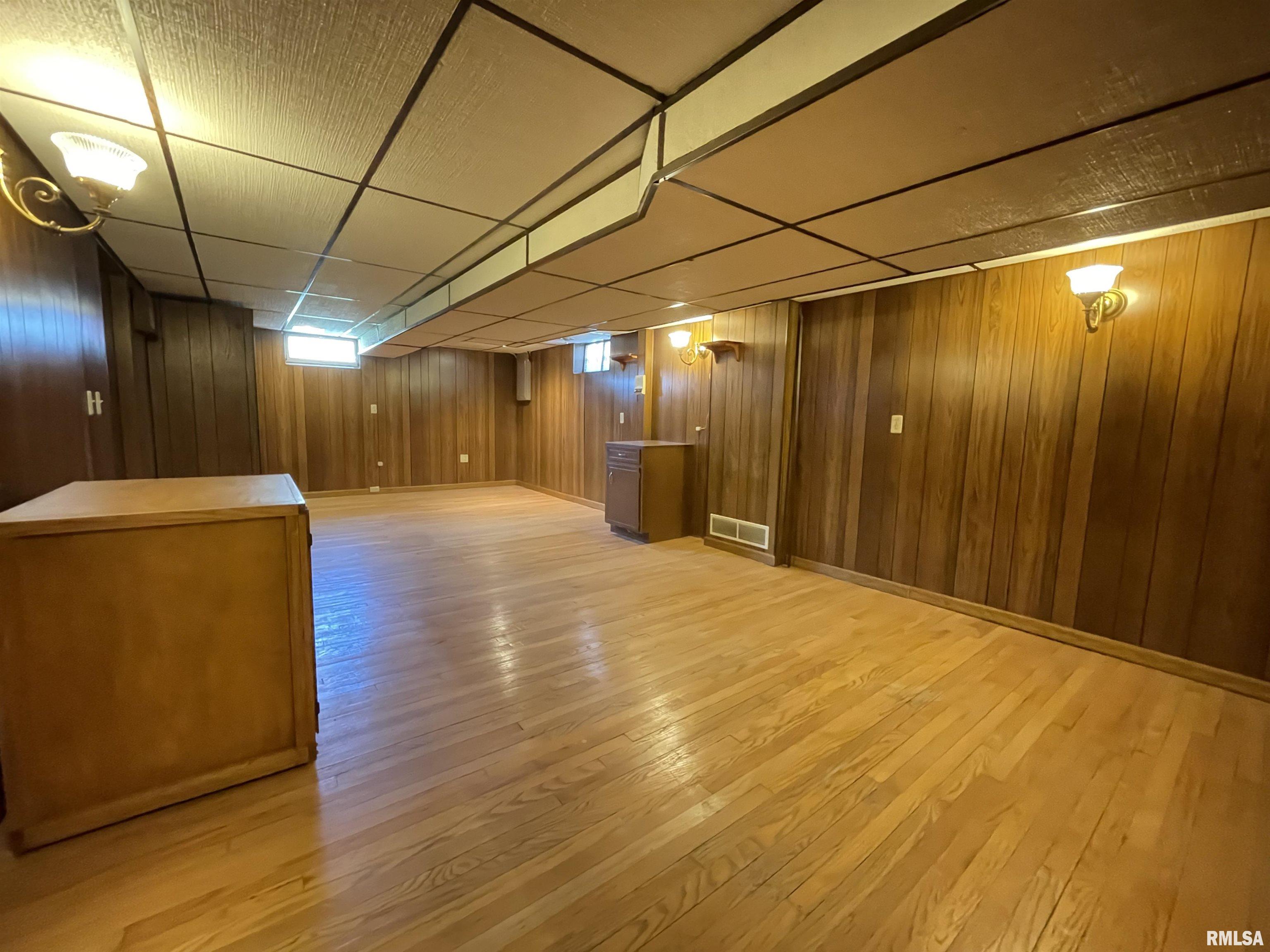 102 1st Street Alpha, IL 61413 - Photo 38 of 50 Gallery Image 38