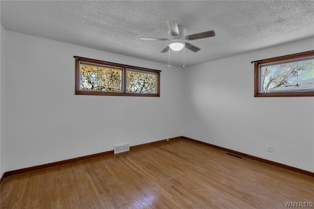 7375 St Joseph Road Niagara, NY 14304 - Photo 27 of 47