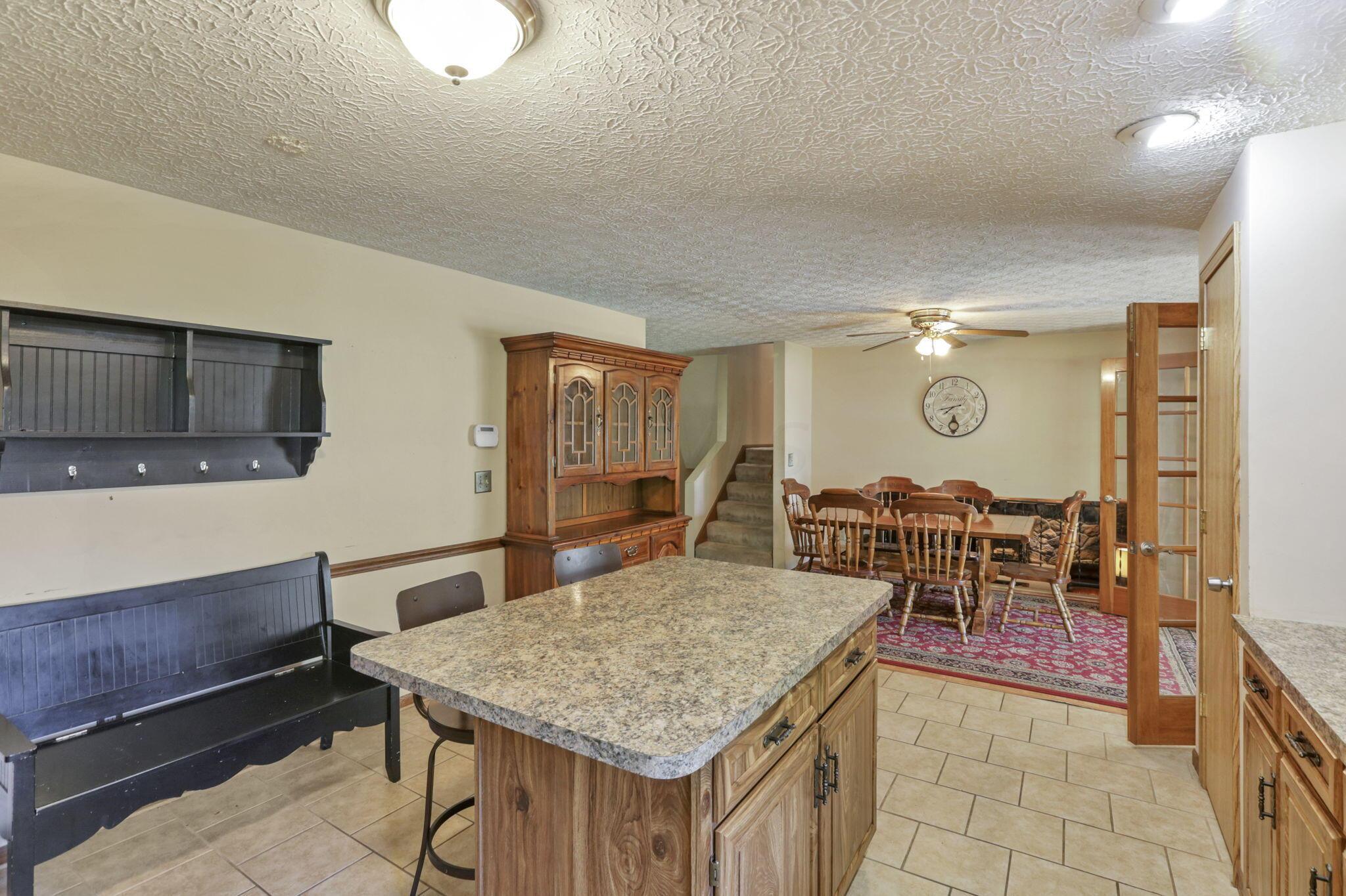 5223 Hayes Road Groveport, OH 43125 - Photo 16 of 45 18-web-or-mls-IMG_2708