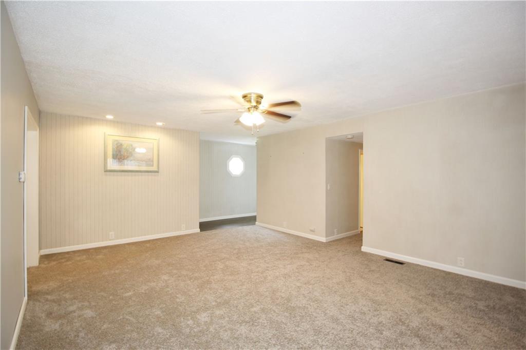 700 Longs Run Road Aliquippa, PA 15001 - Photo 3 of 24 Gallery Image 3
