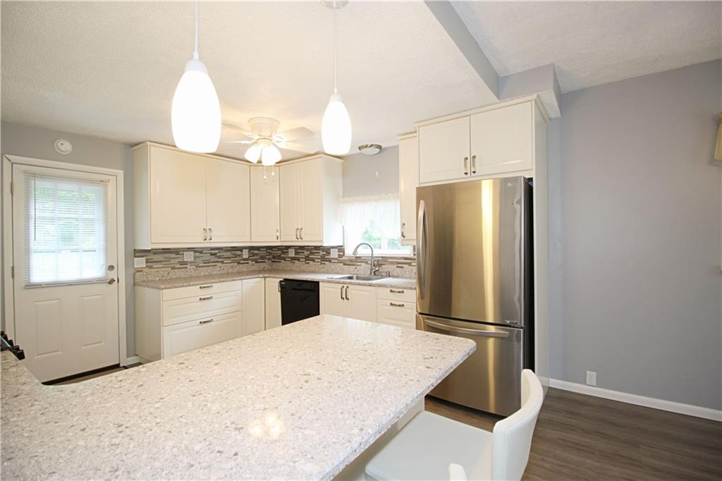 700 Longs Run Road Aliquippa, PA 15001 - Photo 7 of 24 Gallery Image 7
