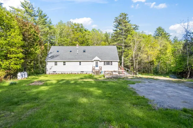 $425,000 | 143 White Road, Bowdoinham, ME 04008