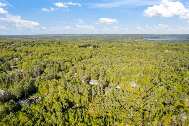 $425,000 | 143 White Road, Bowdoinham, ME 04008