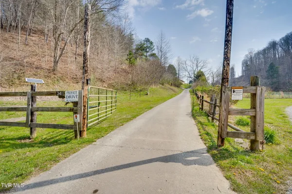 $1,700,000 | 341 Hawk Drive, Gate City, VA 24251