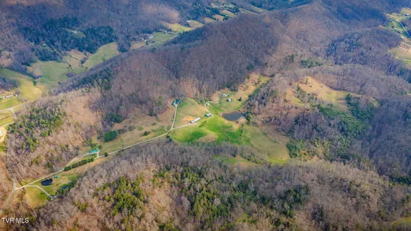 $1,700,000 | 341 Hawk Drive, Gate City, VA 24251