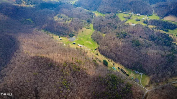 $1,700,000 | 341 Hawk Drive, Gate City, VA 24251