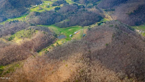 $1,700,000 | 341 Hawk Drive, Gate City, VA 24251