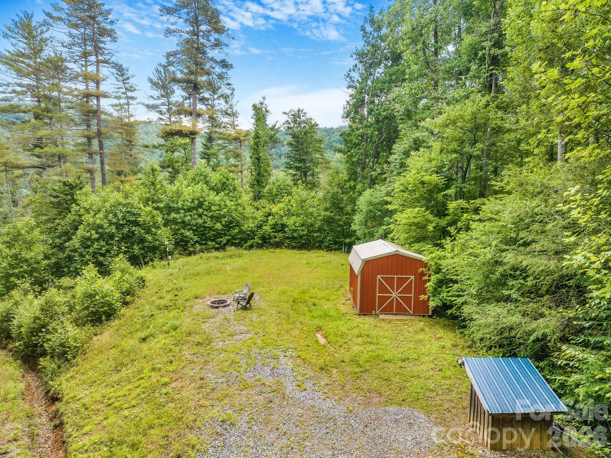 2504 Upper Paw Paw Road Marshall, NC 28753 - Photo 6 of 41
